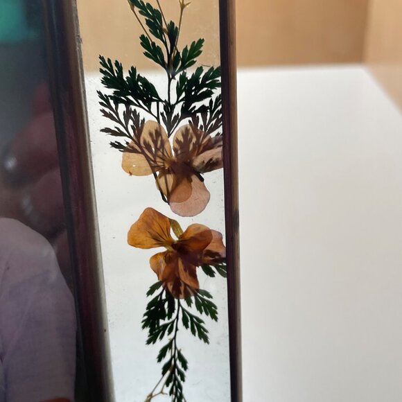 Vintage Dried Flowers Floral Picture Frame 3.5” by 5.25 Metal Clear Acrylic - Picture 5 of 12